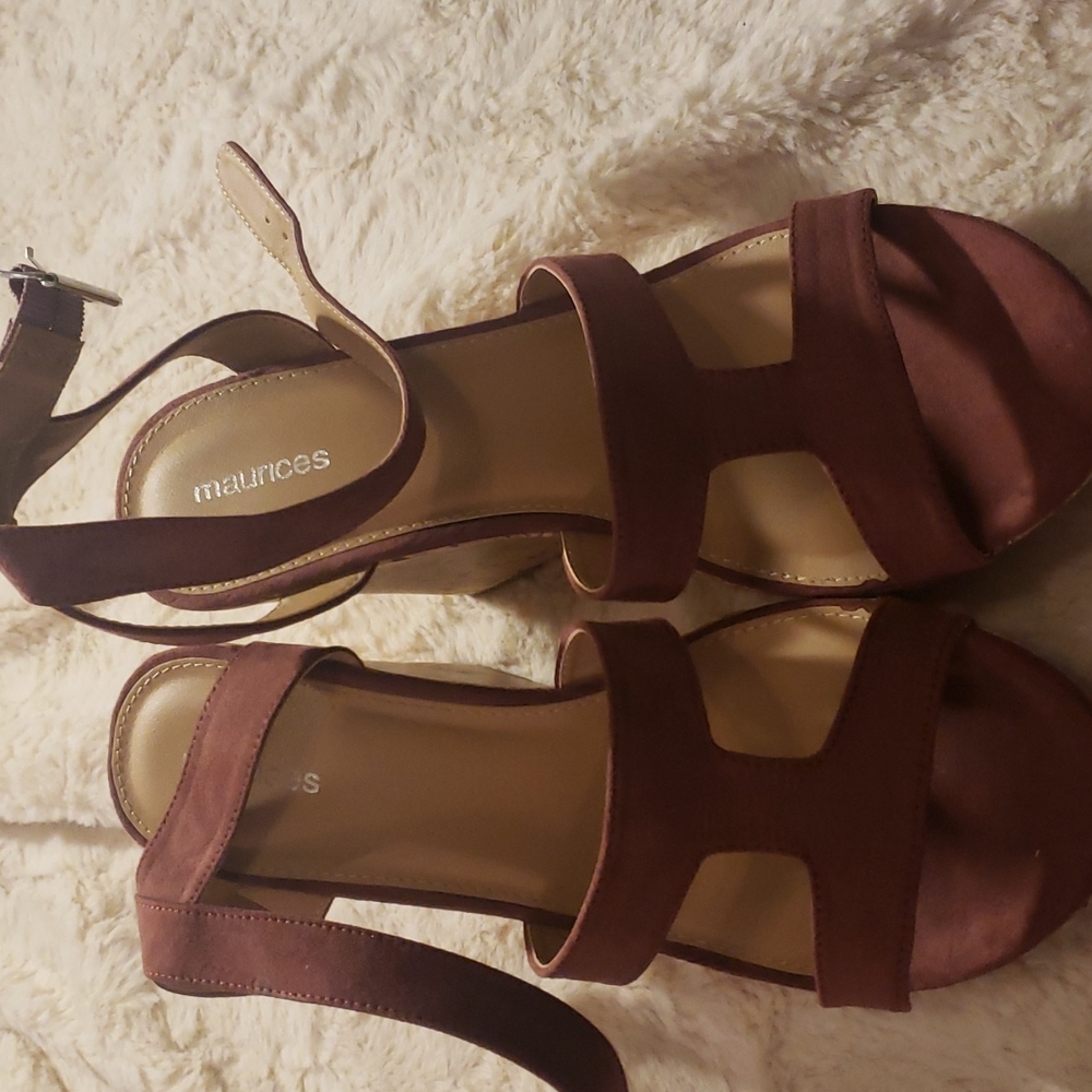 Maurices Size 11 Mauve Wedge